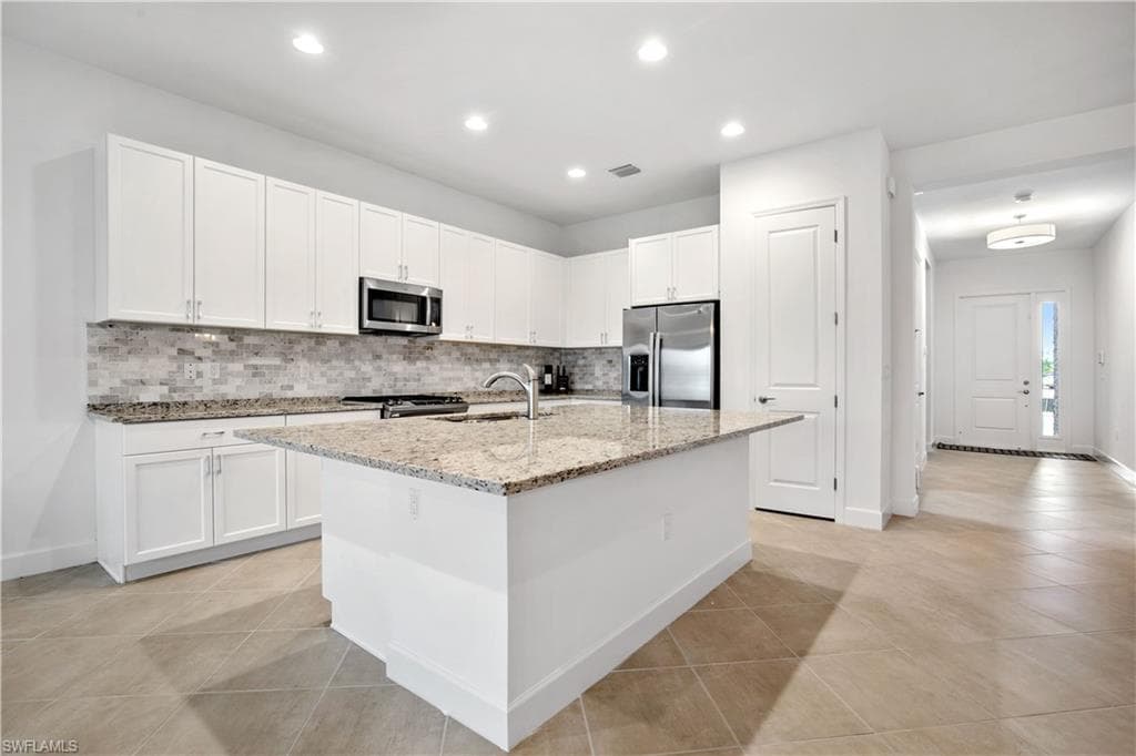 12810 Woodbury DR ESTERO, FL 33928