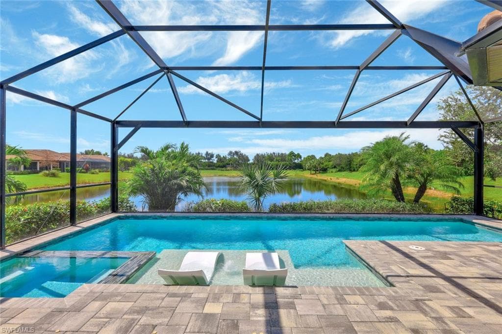 8785 Cavano ST E NAPLES, FL 34119