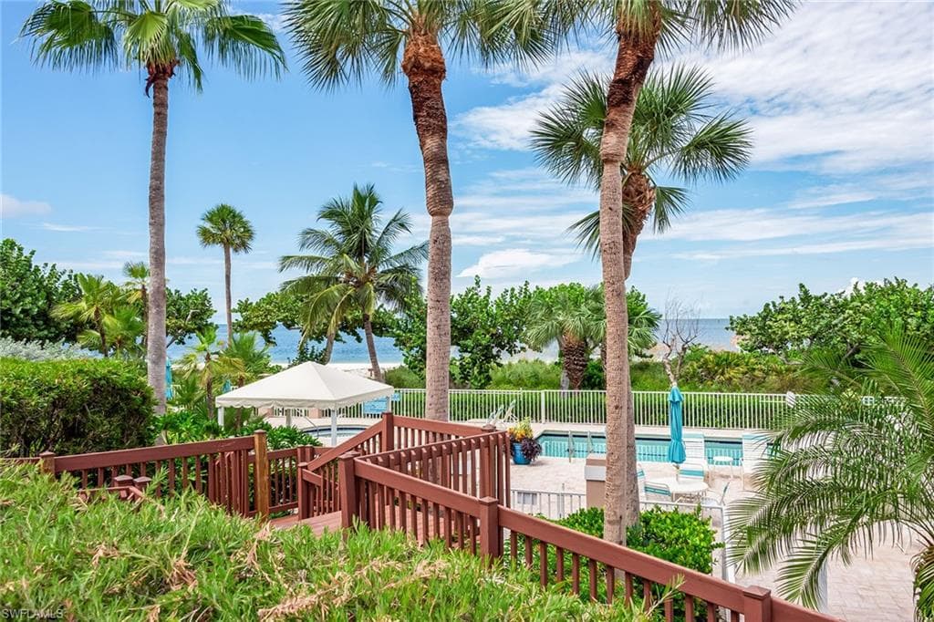 2000 Royal Marco WAY 17 MARCO ISLAND, FL 34145