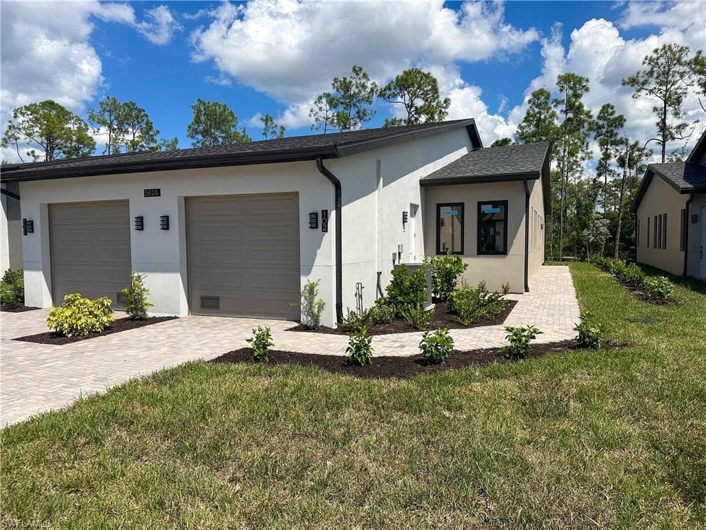 5826 Jasper Way 102 NAPLES, FL 34112