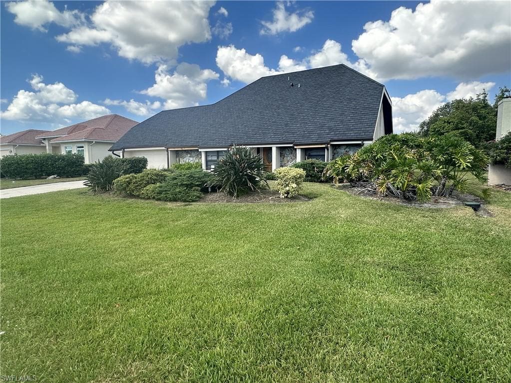9856 Treasure Cay LN BONITA SPRINGS, FL 34135