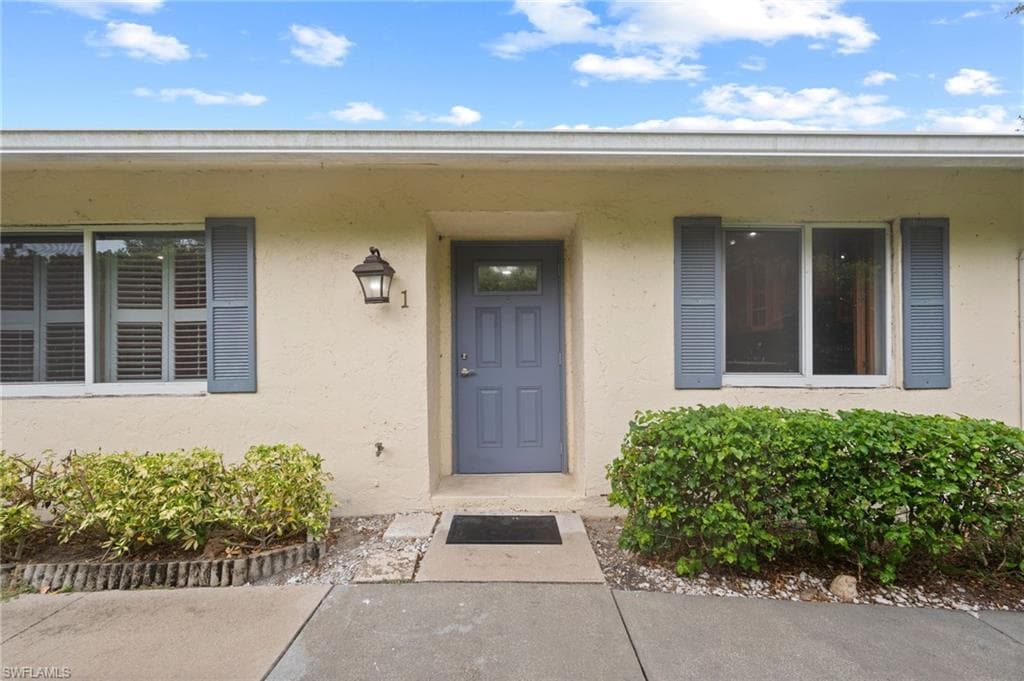 46 Glades BLVD 1431 NAPLES, FL 34112