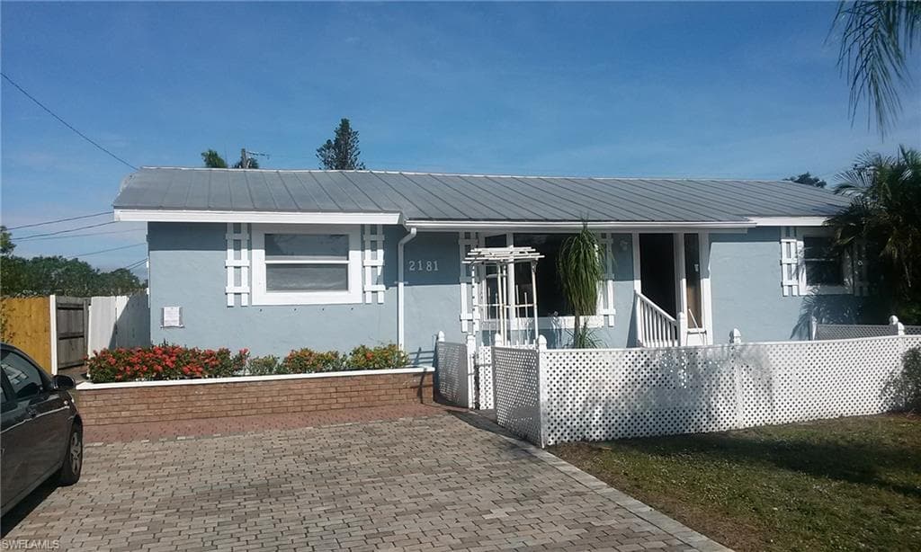 2181 Brandon ST FORT MYERS, FL 33907