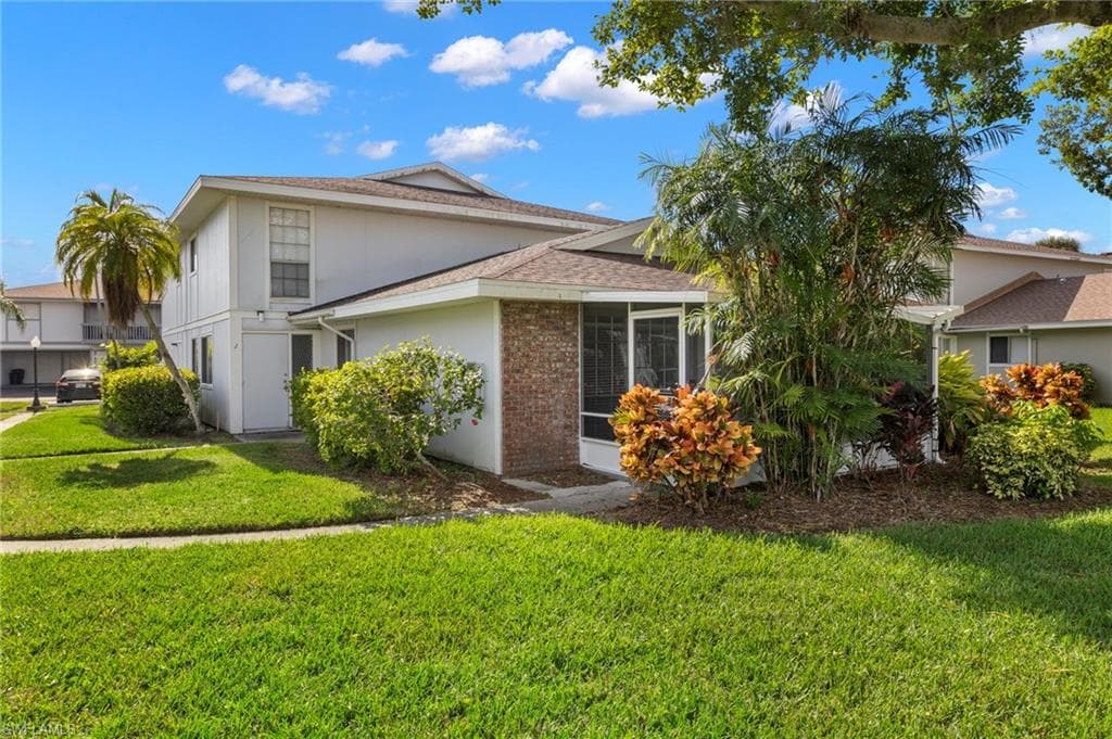 3271 Royal Canadian TRCE 1 FORT MYERS, FL 33907