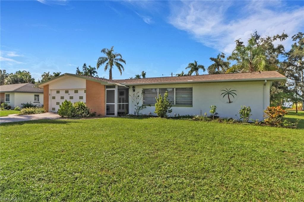 3955 Edgewood AVE FORT MYERS, FL 33916