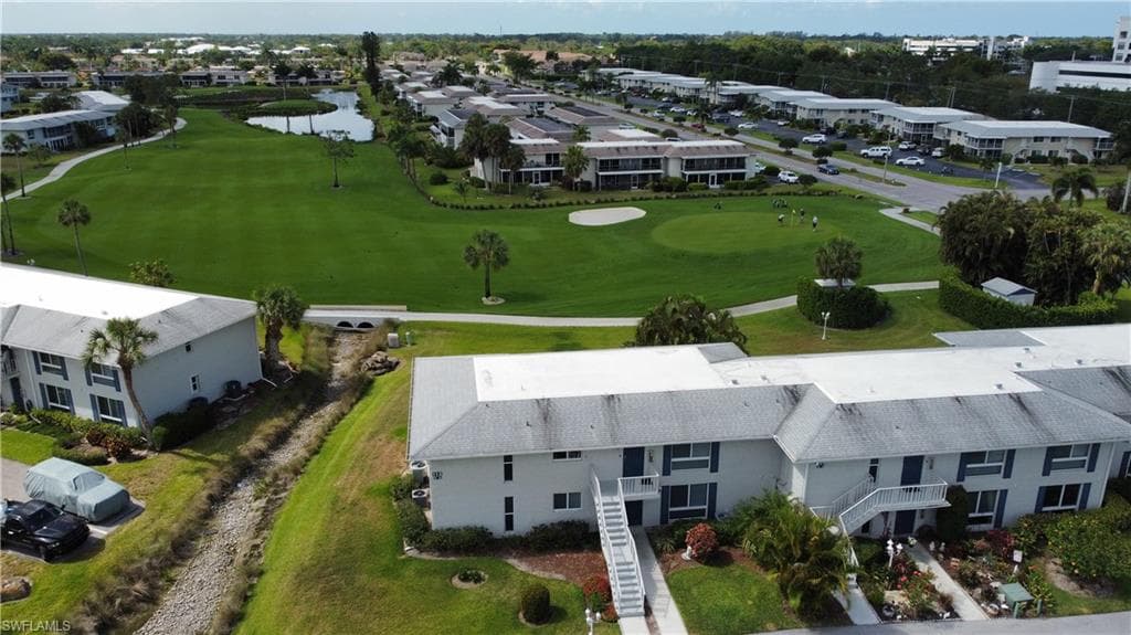 108 Penny LN 764 NAPLES, FL 34112