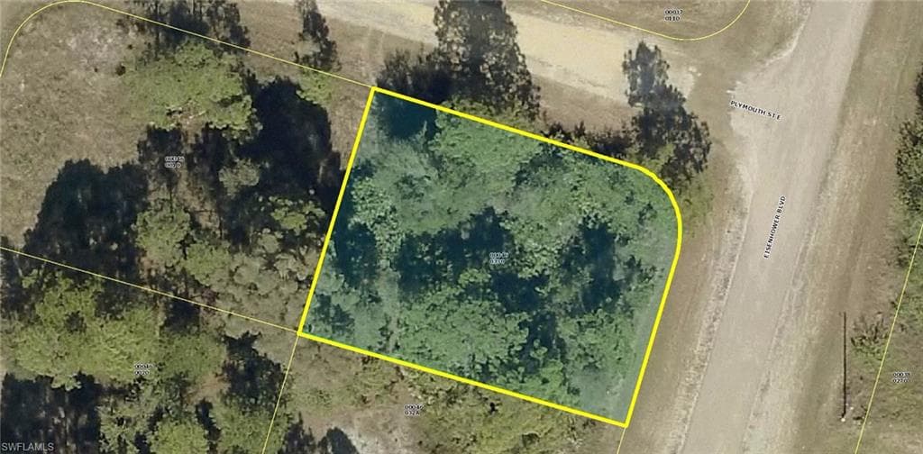 558 Eisenhower BLVD LEHIGH ACRES, FL 33974