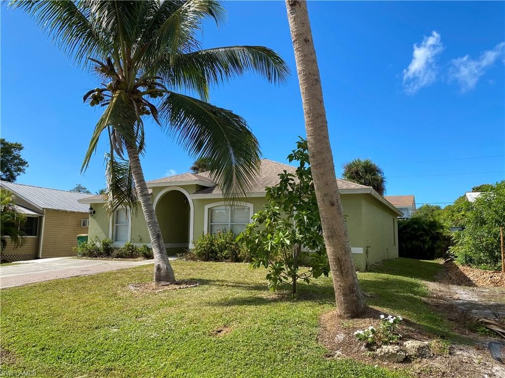 4616 Acadia LN NAPLES, FL 34112