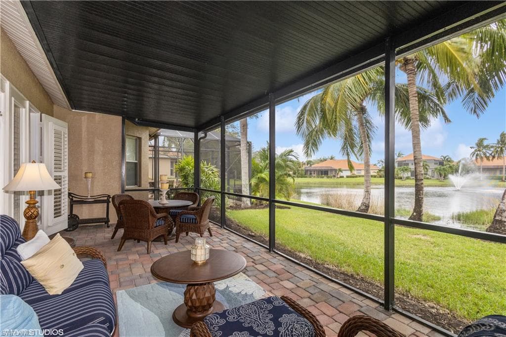 5944 Paradise CIR NAPLES, FL 34110
