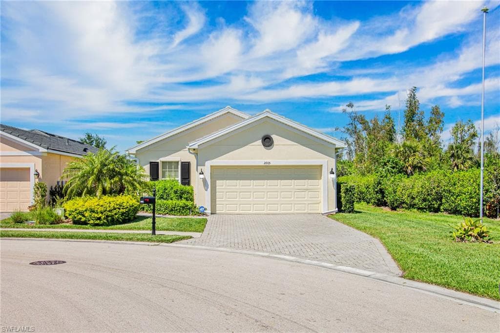 2605 Malaita CT CAPE CORAL, FL 33991