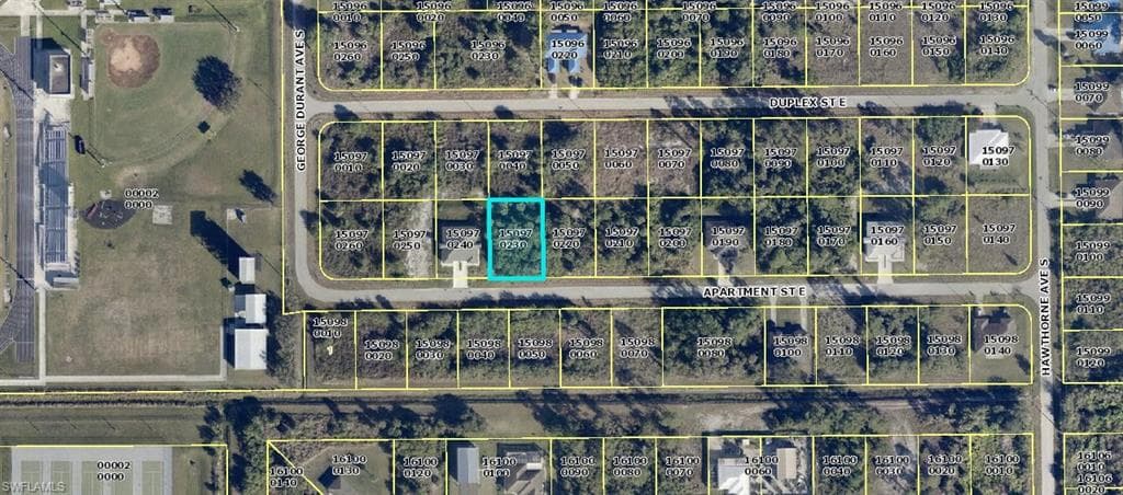 847-849 Apartment ST E LEHIGH ACRES, FL 33974