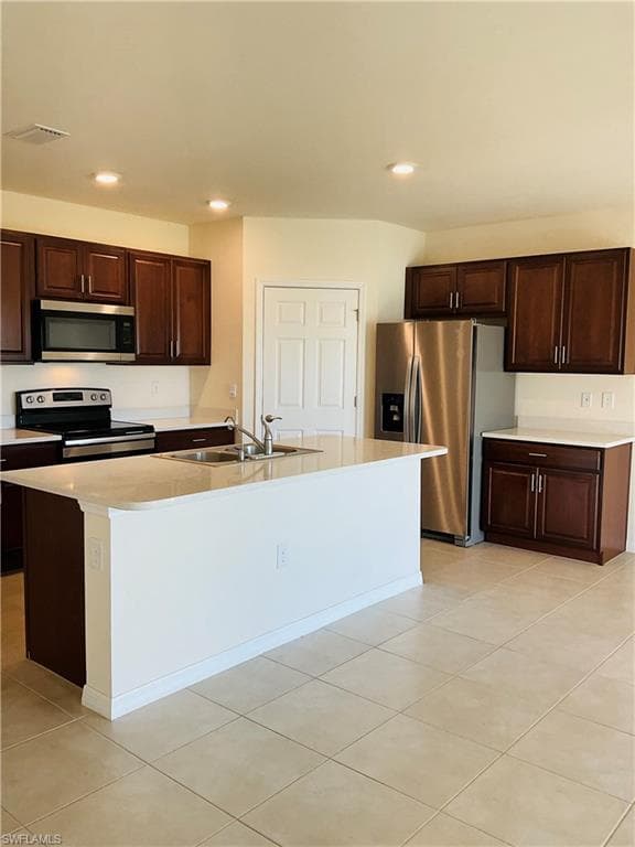 2038 Santa Barbara BLVD N CAPE CORAL, FL 33993