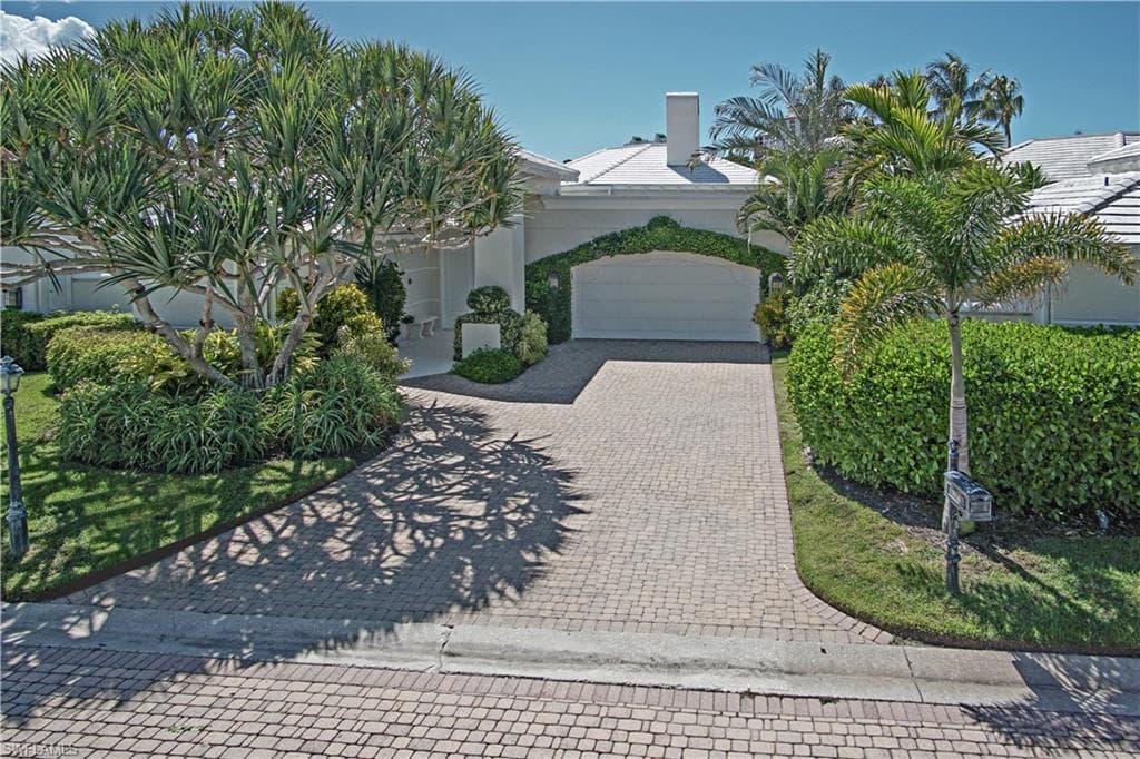 7916 Grand Bay DR 22 NAPLES, FL 34108