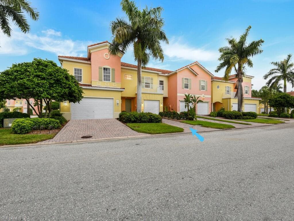 9790 Healthpark CIR 102 FORT MYERS, FL 33908