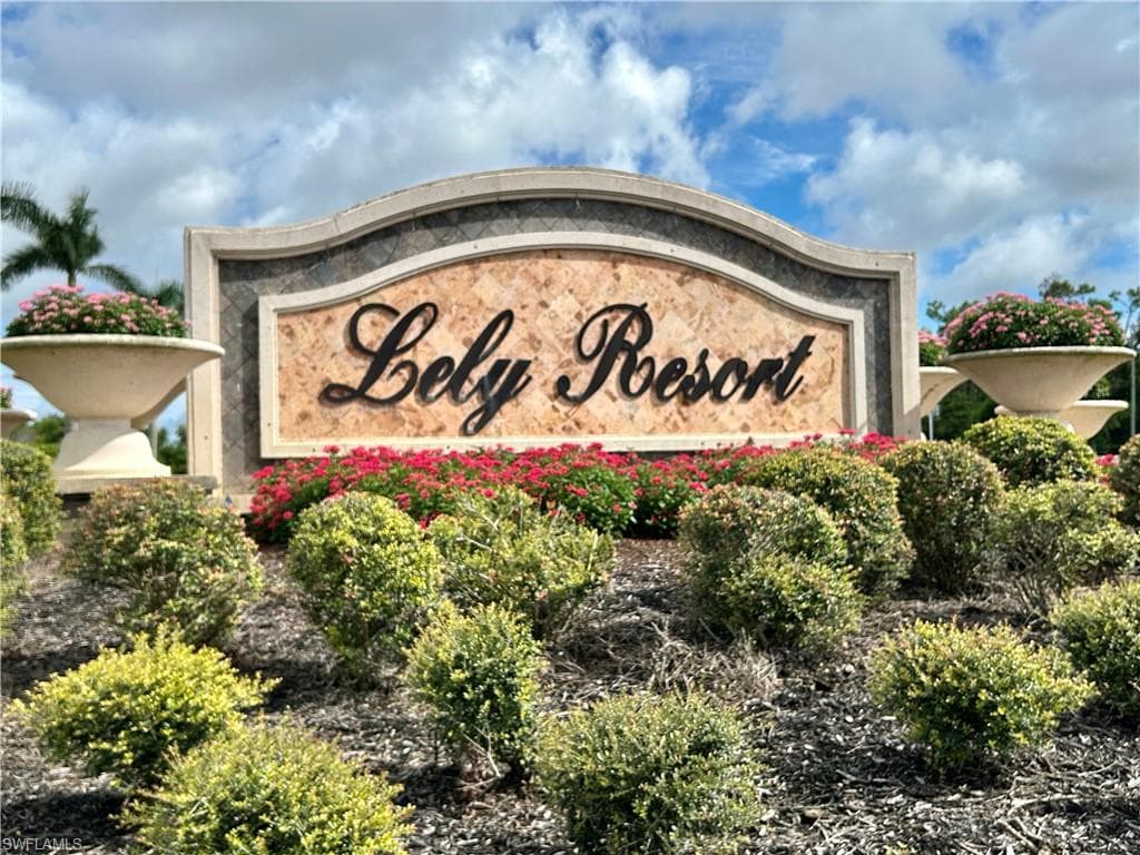 7916 Cordoba PL NAPLES, FL 34113