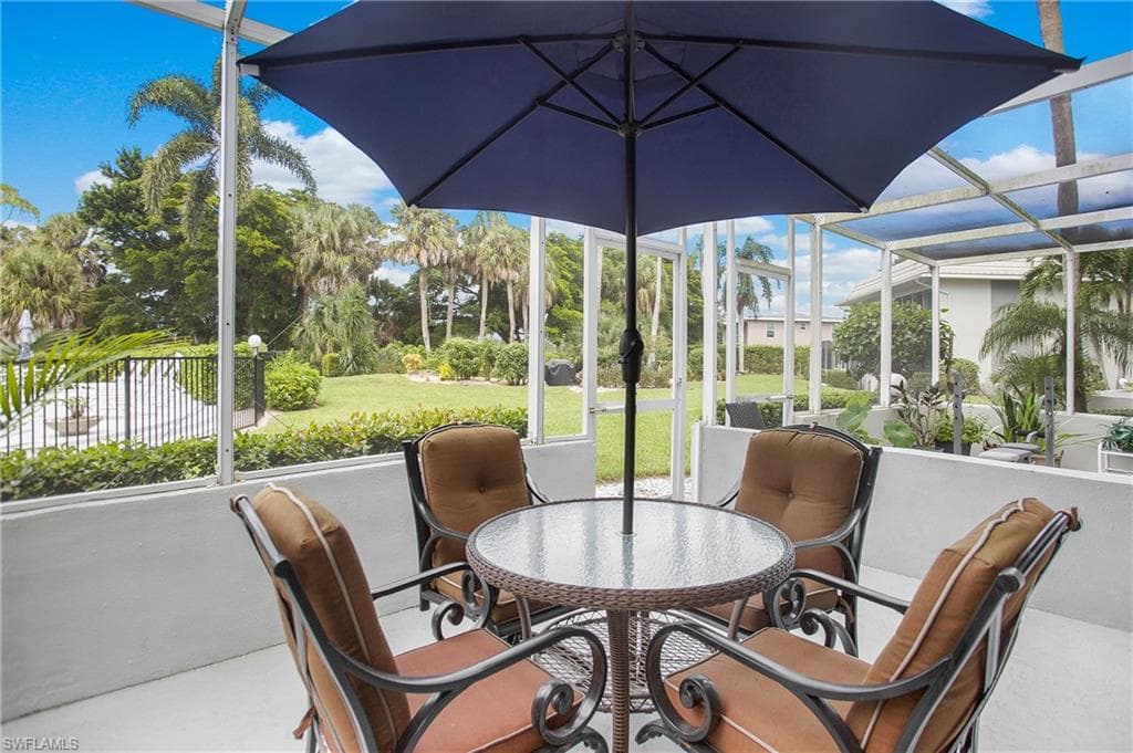 215 Cypress WAY E D1 NAPLES, FL 34110