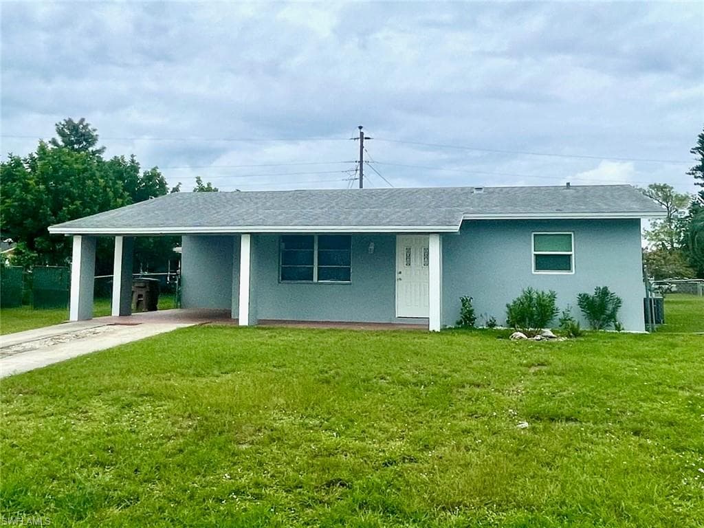 320 Morgan CIR N LEHIGH ACRES, FL 33936