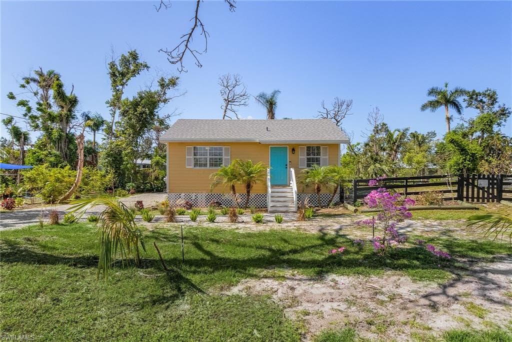 5773 Esther DR BOKEELIA, FL 33922