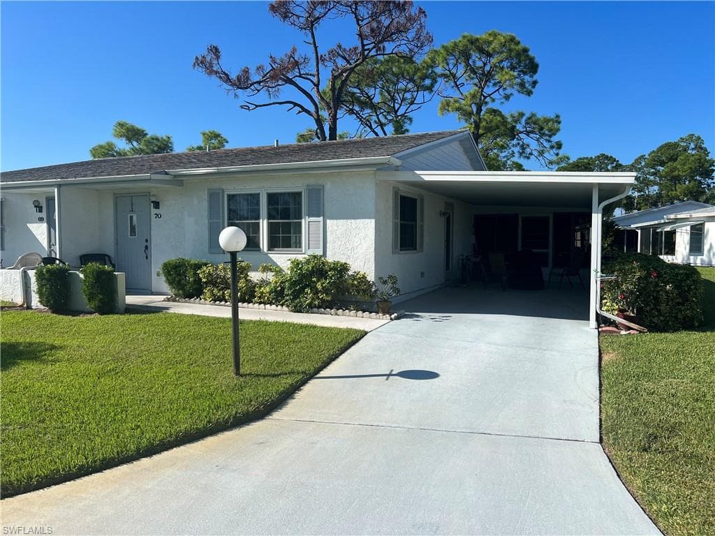 70 Heath Aster LN LEHIGH ACRES, FL 33936