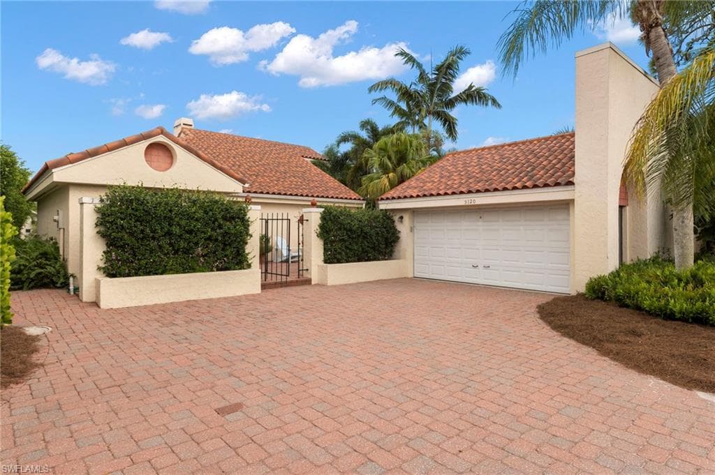 5120 Alpha CT NAPLES, FL 34105