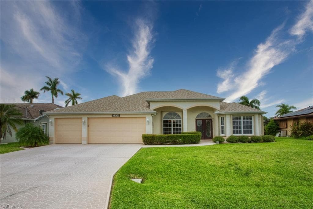 2302 SE 6th AVE CAPE CORAL, FL 33990