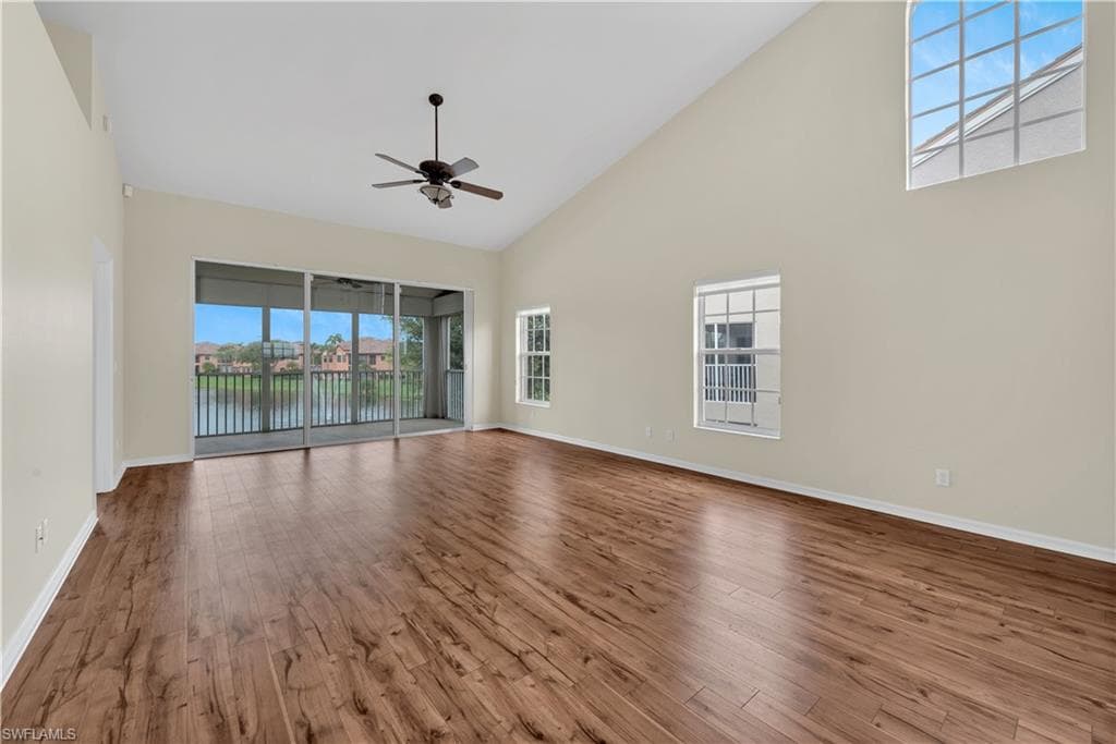 5701 Heron LN 708 NAPLES, FL 34110