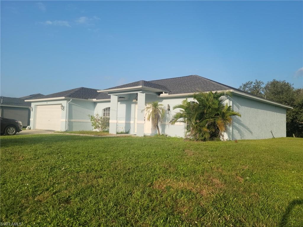 301 SW 14th PL CAPE CORAL, FL 33991
