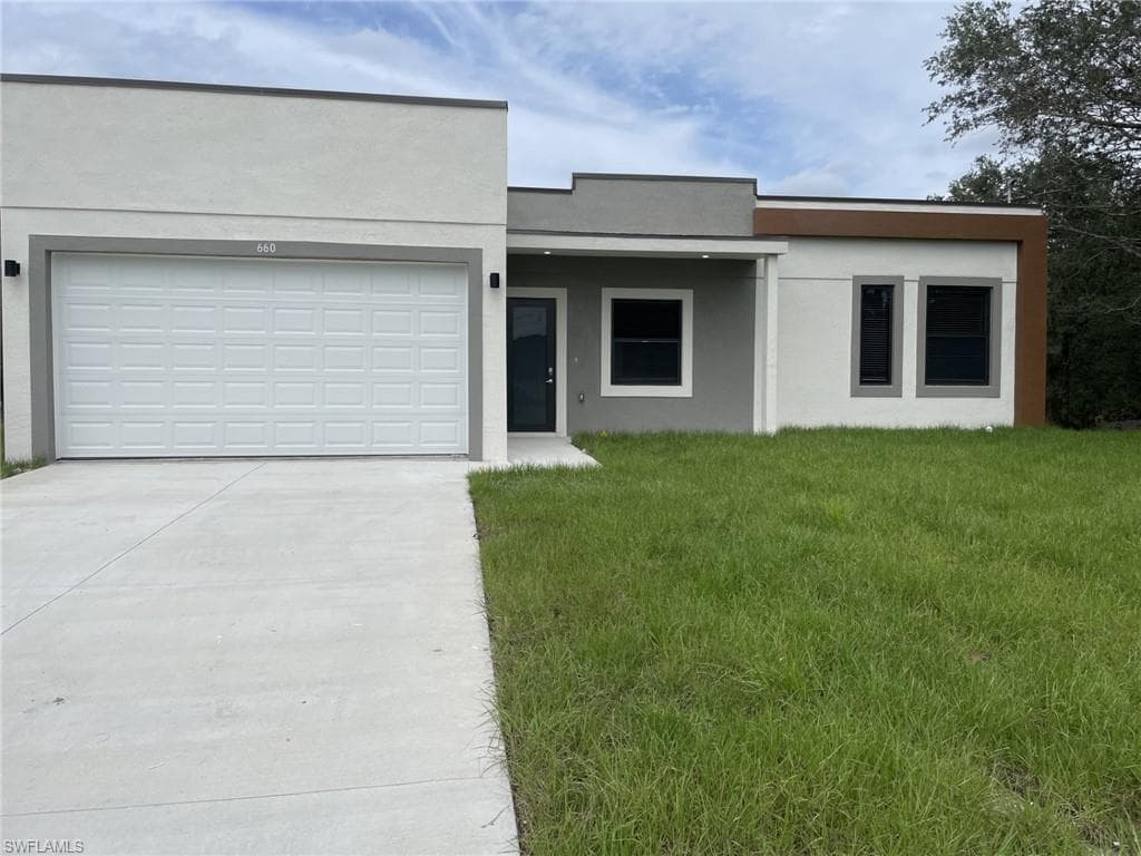 660 Windermere DR LEHIGH ACRES, FL 33972