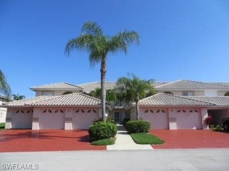 9035 Michael CIR 7 NAPLES, FL 34113