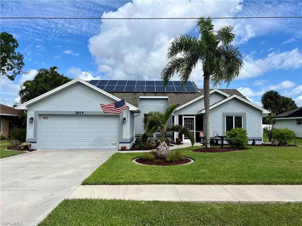 2614 7th ST W LEHIGH ACRES, FL 33971
