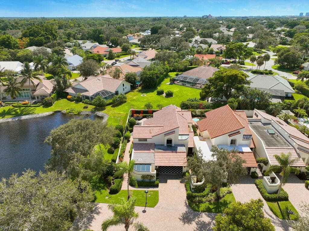 22 Las Brisas WAY 23 NAPLES, FL 34108