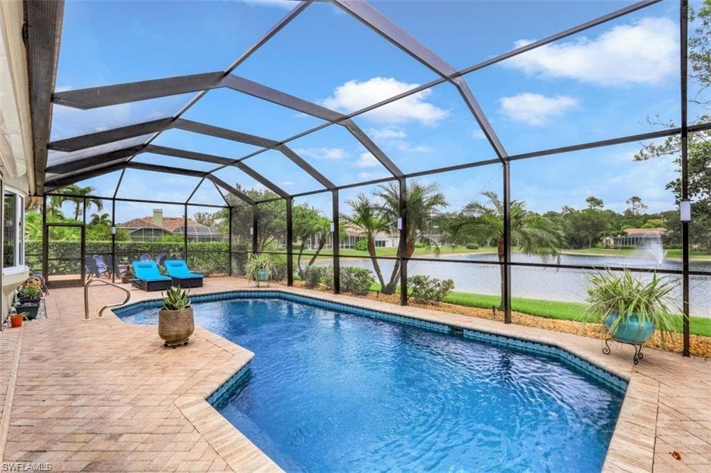 8172 Lowbank DR NAPLES, FL 34109
