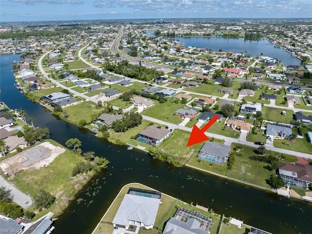 136 SW 12th ST CAPE CORAL, FL 33991