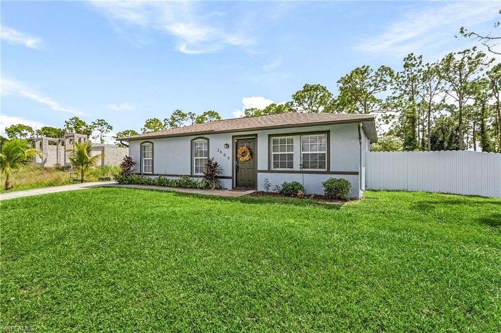 2609 Owen AVE S LEHIGH ACRES, FL 33973