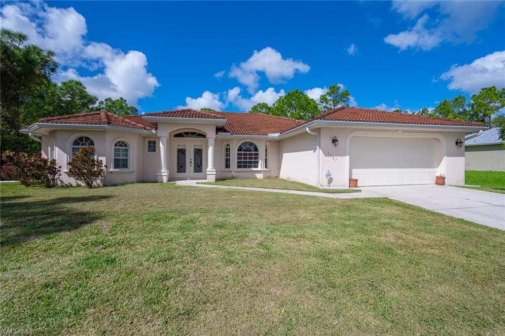 1707 Euclid AVE LEHIGH ACRES, FL 33972