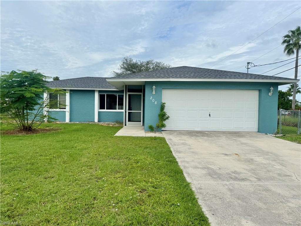 208 SE 4th PL CAPE CORAL, FL 33990