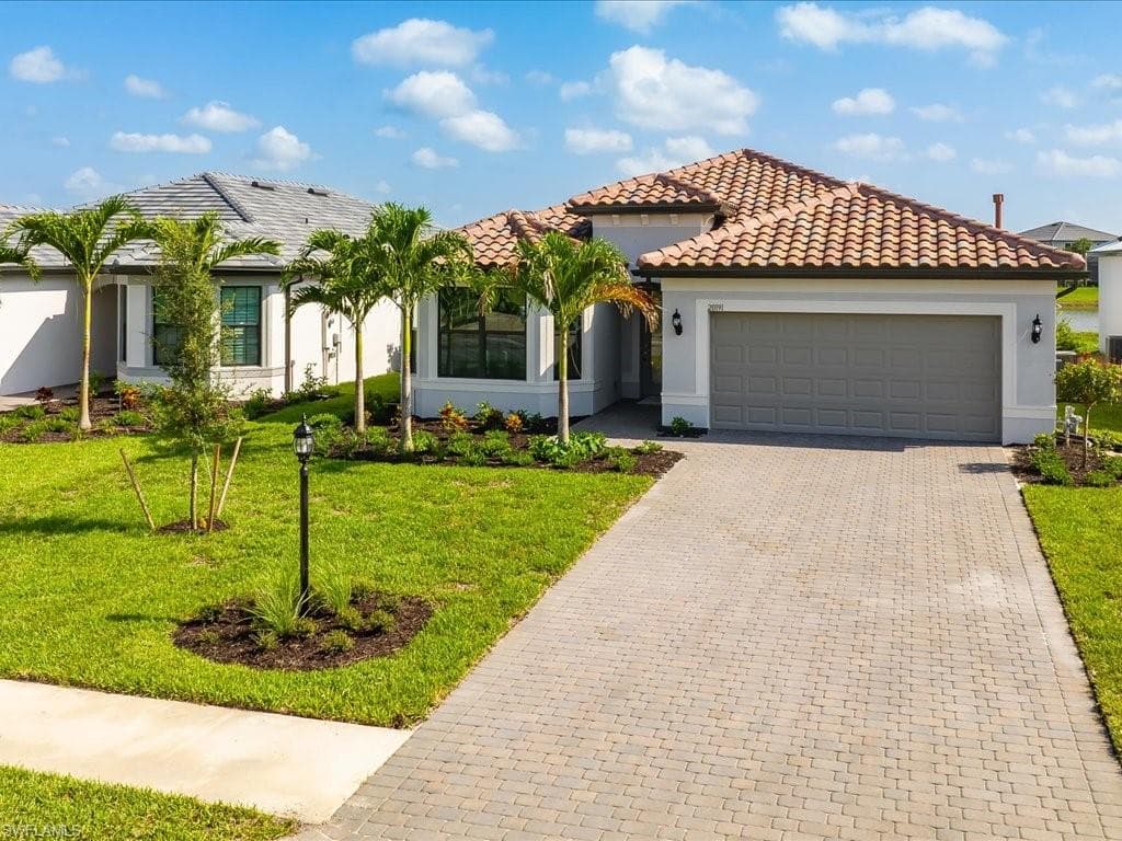 20191 Napa LOOP ESTERO, FL 33928