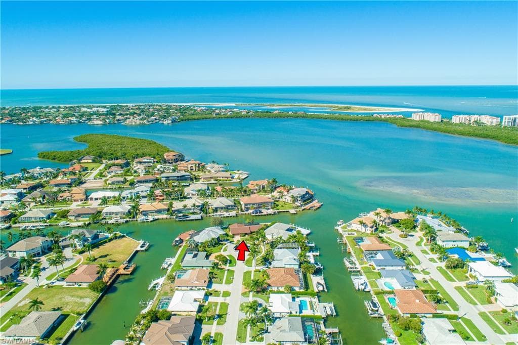 810 Elm CT MARCO ISLAND, FL 34145