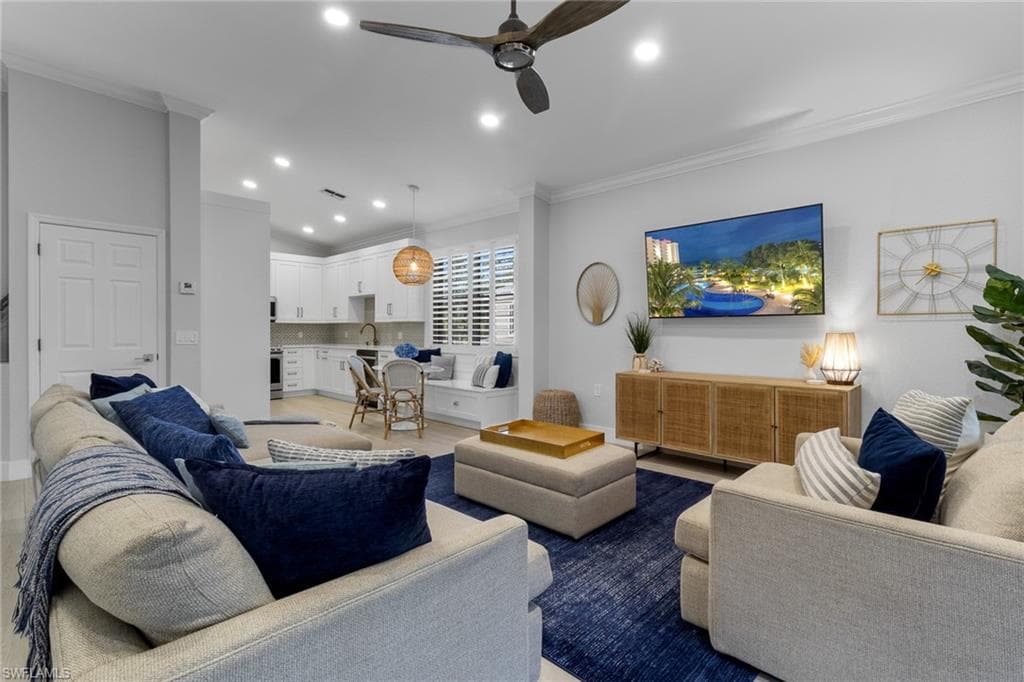7099 Pond Cypress CT 5-201 NAPLES, FL 34109