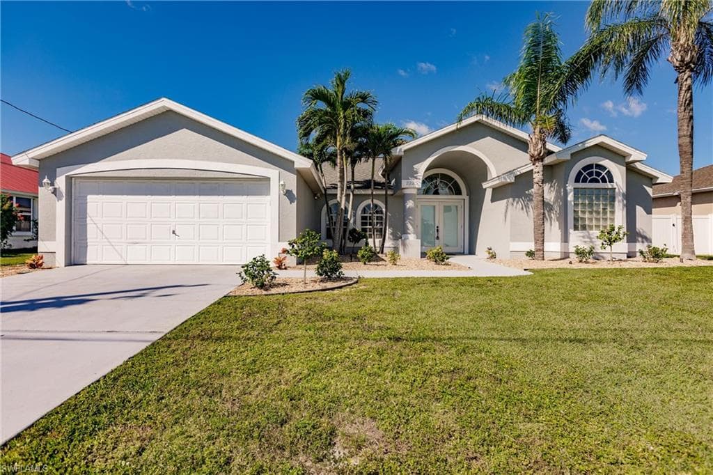 2220 11th PL CAPE CORAL, FL 33990