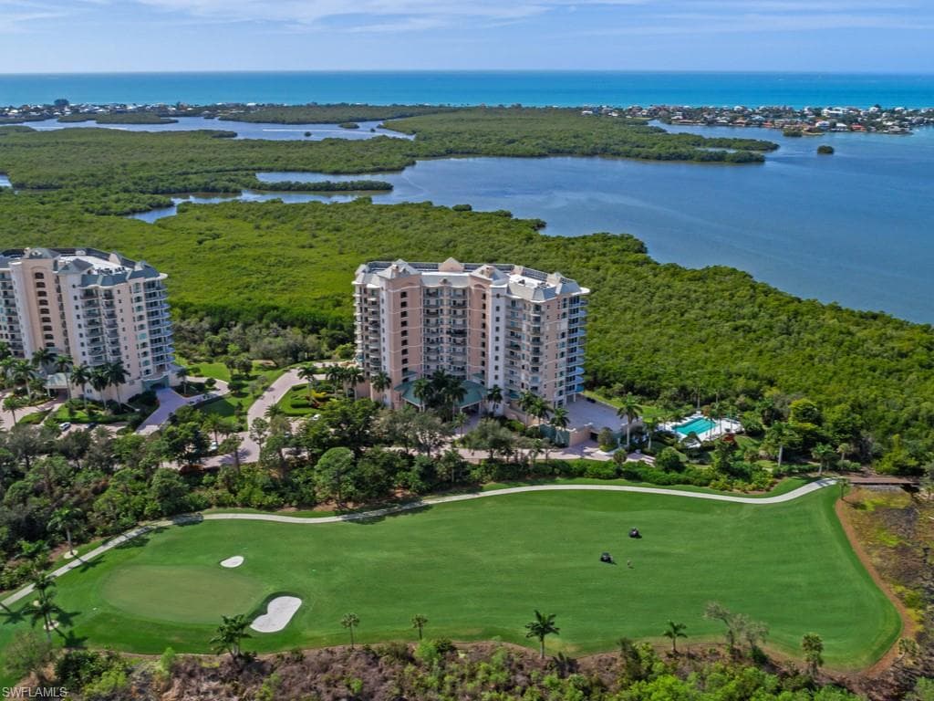 4801 Island Pond CT 605 BONITA SPRINGS, FL 34134