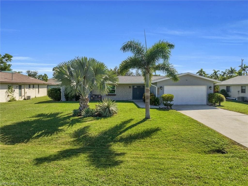 3831 SE 4th AVE CAPE CORAL, FL 33904