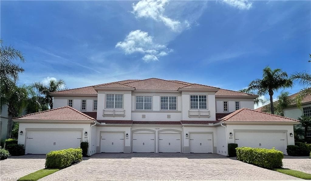 17490 Old Harmony DR 101 FORT MYERS, FL 33908