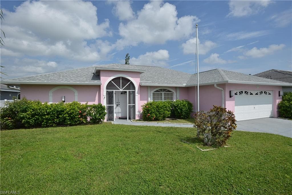 1415 SW 40th TER CAPE CORAL, FL 33914