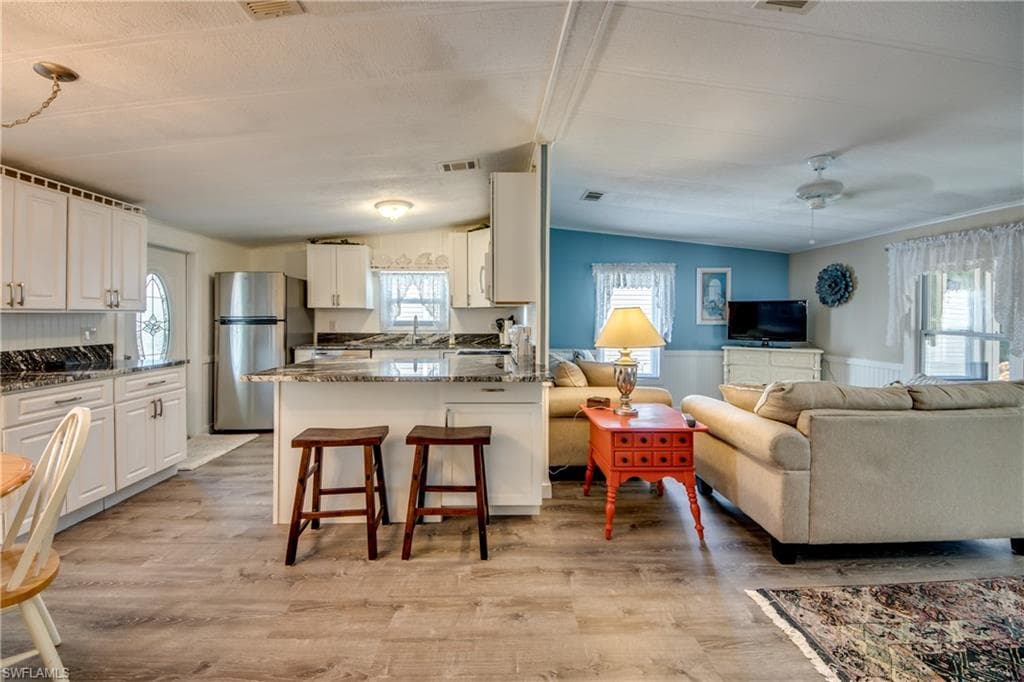 7196 Drum DR ST. JAMES CITY, FL 33956