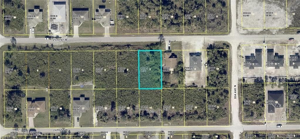 2907 25th ST W LEHIGH ACRES, FL 33971