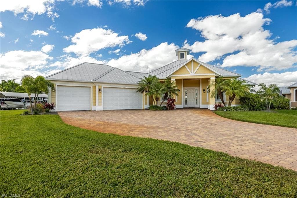 2011 Aruba AVE FORT MYERS, FL 33905