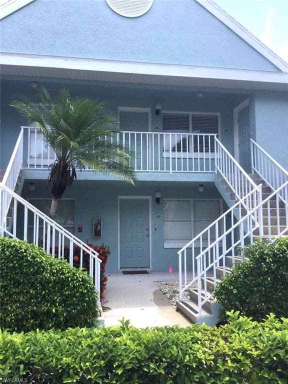 109 Wading Bird CIR V-205 NAPLES, FL 34110