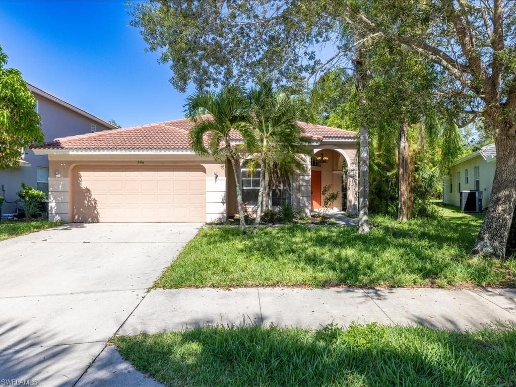 8376 Laurel Lakes BLVD NAPLES, FL 34119
