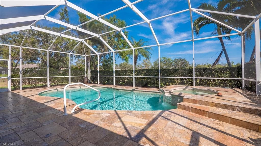 8280 Shorecrest DR FORT MYERS, FL 33912
